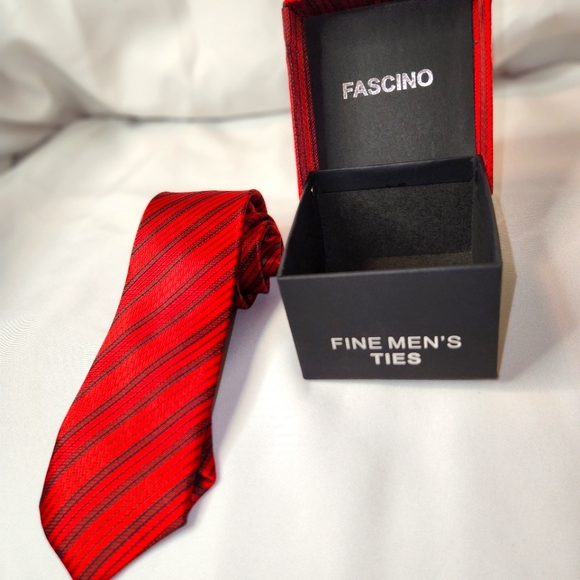Fascino Fine Men's Tie - Picture 3 of 4